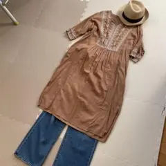 【美品！】フレディ　チュニック　刺繍　コットン　五分袖のサムネイル