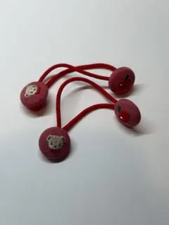 familiar ヘアゴム　赤　2個1セット　刺繍 くま りんご