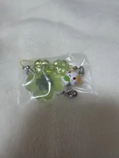 マシュマロみたいなふわふわにゃんこ シークレットクローバーストラップ