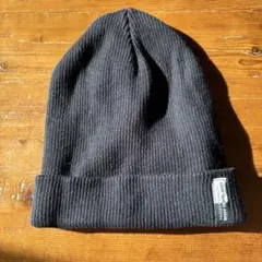 ZARA 黒ニット帽