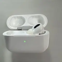 Apple AirPods 第4世代 充電ケースのみ ノイキャン無し - メルカリ