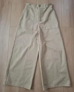 GU レースアップ ワイドパンツ ベージュ