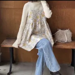 【新品未使用】ラウレア　ボタニカルジャガードキャミソール