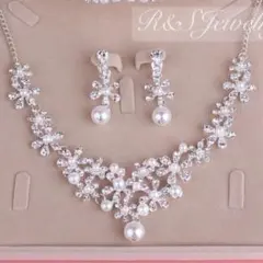 パールネックレス＆イヤリング/ピアス2点ウェディングブライダル結婚式前撮りe