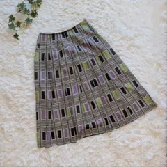 Item thumbnail for item 65e2e6fe-cf65-4302-baa2-8707ed3f4a4c