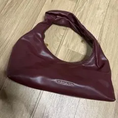 CHARLES & KEITH トップジップ ショルダーバッグ ノットハンドル