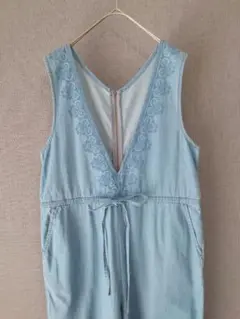 10.980円 MAYAMAYA　マヤマヤ デニムサロペット　刺繍　Мサイズ