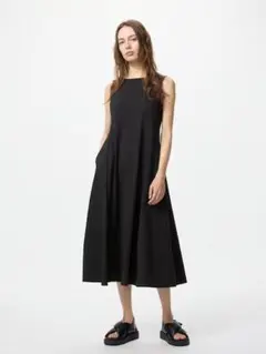 【UNIQLO】ウルトラストレッチエアリズムワンピース　M　標準丈　ブラック