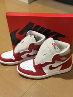Nike Air Jordan 1 レトロ 赤白 ハイカット