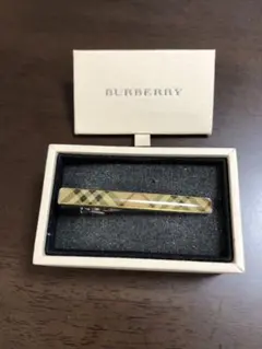極美品　BURBERRY　バーバリー　ノバチェックデザイン　ネクタイピン　箱付き 2025年最新】バーバリー タイピンの人気アイテム - メルカリ