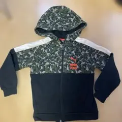 PUMA 迷彩柄 フード付きパーカー 130サイズ