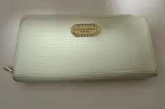 サマンサタバサ　Samantha thavasa 長財布