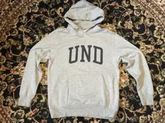 UNDEFEATED プルオーバーパーカー グレー Sサイズのサムネイル