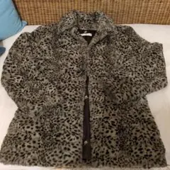 美品!! フランス製 ヒョウ柄ファーコートのサムネイル