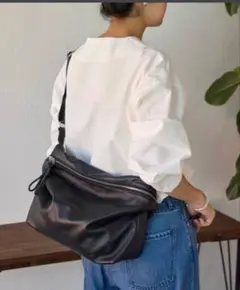 へろろ様専用♡FANE フェイン LOGE BAG ショルダーバッグ IENA - メルカリ
