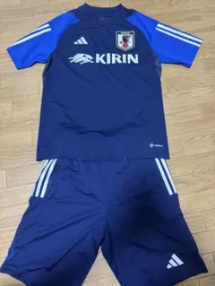 adidas 日本代表 トレーニングウェア 上下セットのサムネイル