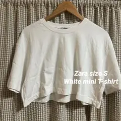 ZARA ホワイト クロップドTシャツ Sサイズ