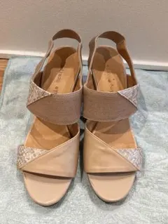mie scarpe サンダル ベージュ パイソン柄 Sサイズのサムネイル