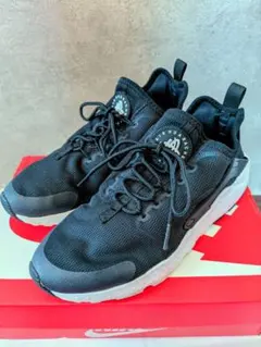 NIKE エアー ハラチ ナイキ スニーカー ブラック 海外限定正規品