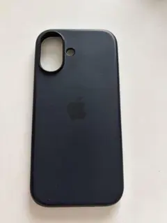 Apple iPhone17用 純正シリコン ケースのサムネイル