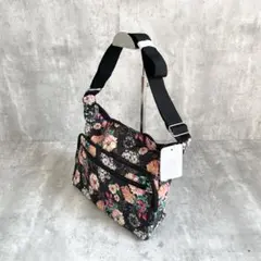 花柄 ショルダーバッグ ナイロン 軽量 斜めがけ レディース カジュアル 美品