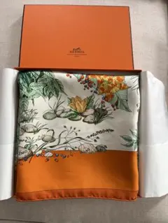 本日限りお値下げ！【超美品】HERMES カレジェアン 90大判 ストール