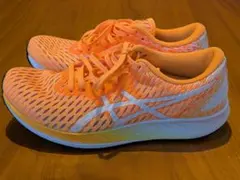 アシックスランニングシューズ　ハイパースピード