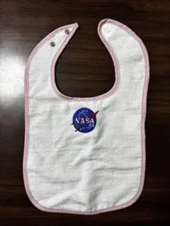 Item thumbnail for item 17bc66a8-f975-423f-bae5-88da22fa9300