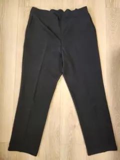 マタニティ妊婦　黒パンツ　スーツ