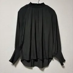 ROPÉ PICNIC シャーリングフリルブラウス チャコール