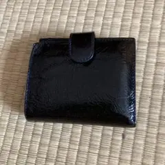 FURLA エナメル革製　二つ折り財布