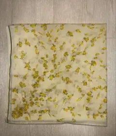 イエロー花柄スカーフ 65×65のサムネイル