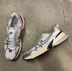 Nike V2K Run HJ4497-100 28.5㎝