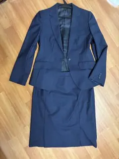 13号 スーツ