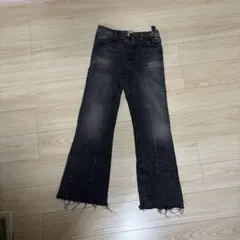 ZARA ブラックブーツカットデニム　フレアデニム ZARA ジップアップ ブラックデニム フレアデニム ブーツカット