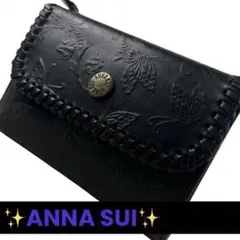 ANNA SUI アナスイ 折り財布 エンボス加工 蝶々　花柄 レザー ブラック