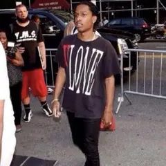VLONE ロゴ Tシャツ　asap rocky