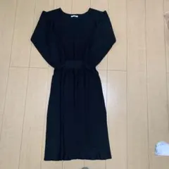 SLY ブラック Vネック ニットワンピース