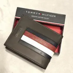 【即納】TOMMY HILFIGER 本革二つ折り財布　トミーヒルフィガー
