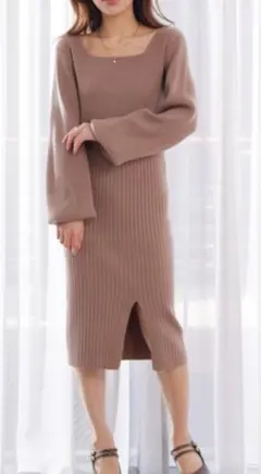 LIP SERVICE リブニットスリットワンピース