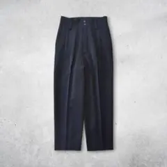 ハイウエスト テーパードパンツ 黒 スラックス センタープレス きれいめ S M
