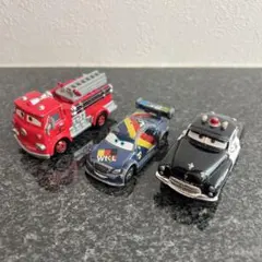 カーズ トミカ　ミニカー 3台セット