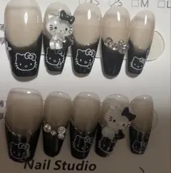 キティちゃんネイル