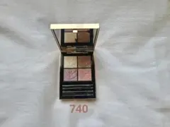 ysl アイシャドウ クチュールミニクラッチ 740