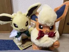 イーブイコレクション　ブースター　サンダース　ぬいぐるみ　ポケモンセンター