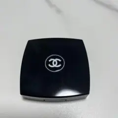 CHANEL アイシャドウパレット