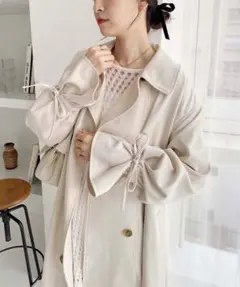 超美品 ナイスクラップ 袖リボントレンチコートLサイズ アウター 匿名発送