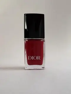 DIOR ネイル 999ルージュ