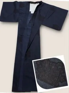 着物 濃紺 花柄模様　中古品のサムネイル