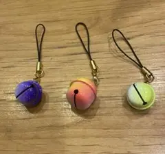 カラー鈴3個　紫、ピンク、黄色